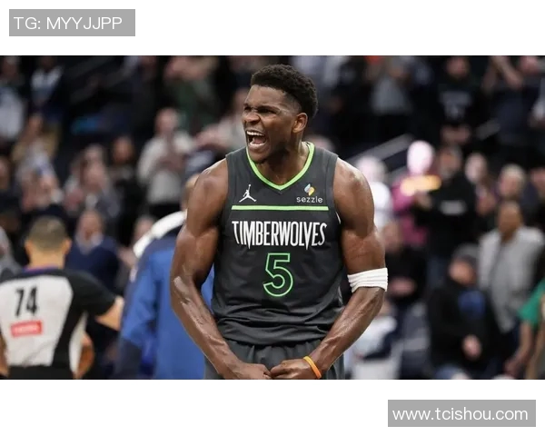 现役球星30岁后得分40+场次排行!库里45次第一 利拉德第二