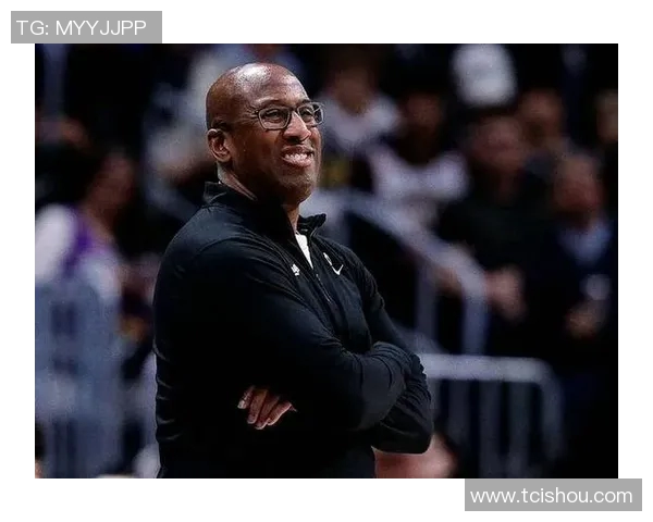 迈克·布朗高度赞扬福克斯&巴恩斯,但希望决赛是尼克斯赢球