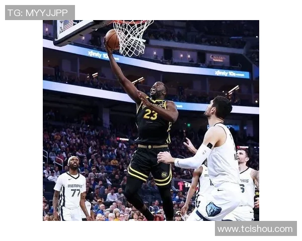 狂下三分雨！勇士首节命中8记三分，领先14打爆开拓者