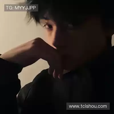 杜严谦